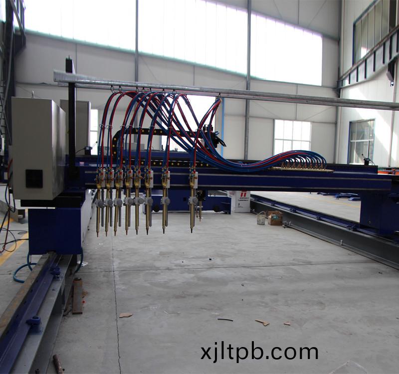 火燄裁條(tiao)切(qie)割機