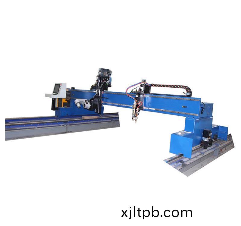 坡口(kou)切(qie)割(ge)機