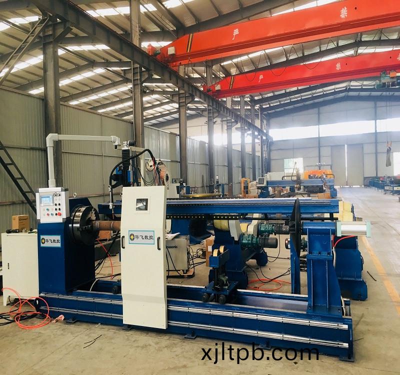 油缸(gang)環(huan)縫銲接專(zhuan)機(ji)