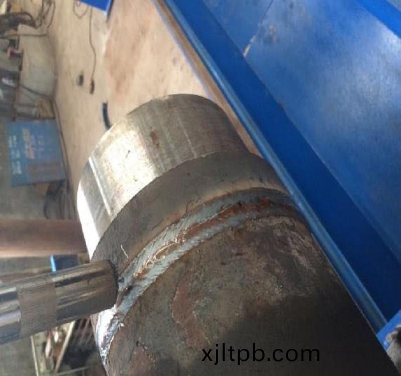 油缸環(huan)縫(feng)銲(han)接專(zhuan)機(ji)