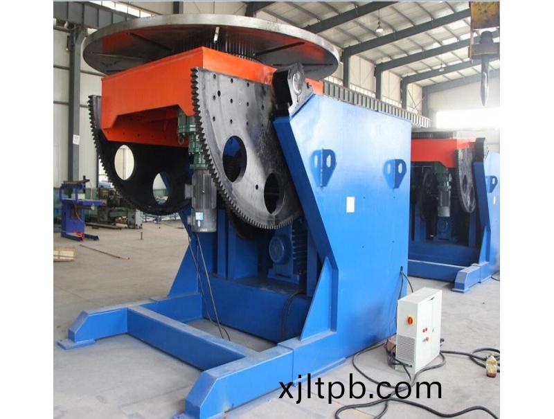 濟(ji)南(nan)華(hua)飛定製(zhi)2T L型(xing)銲接(jie)變位機現貨(huo)供(gong)應(ying)