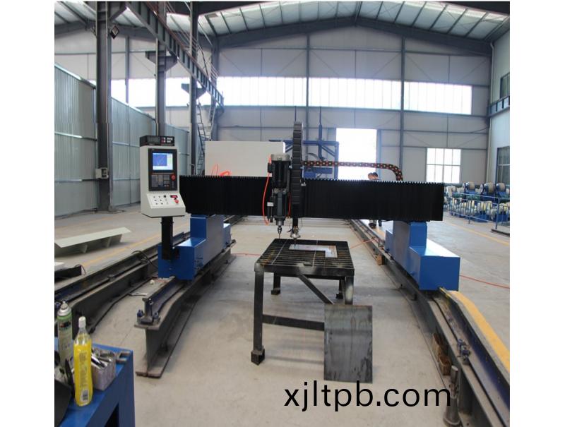 客戶(hu)工(gong)作(zuo)數(shu)控(kong)切割機現(xian)場視(shi)頻(pin)