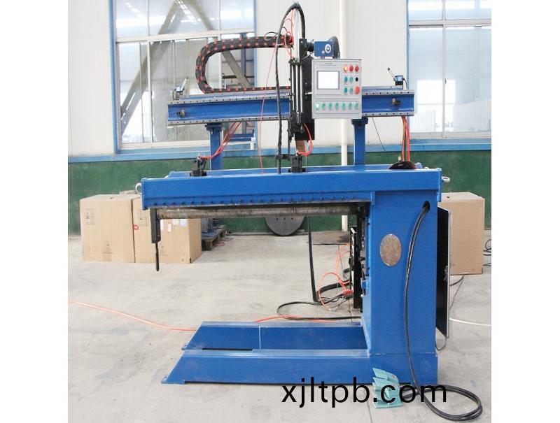 1.5m縱(zong)縫(feng)銲髮徃(wang)烏尅蘭中(zhong)。。。