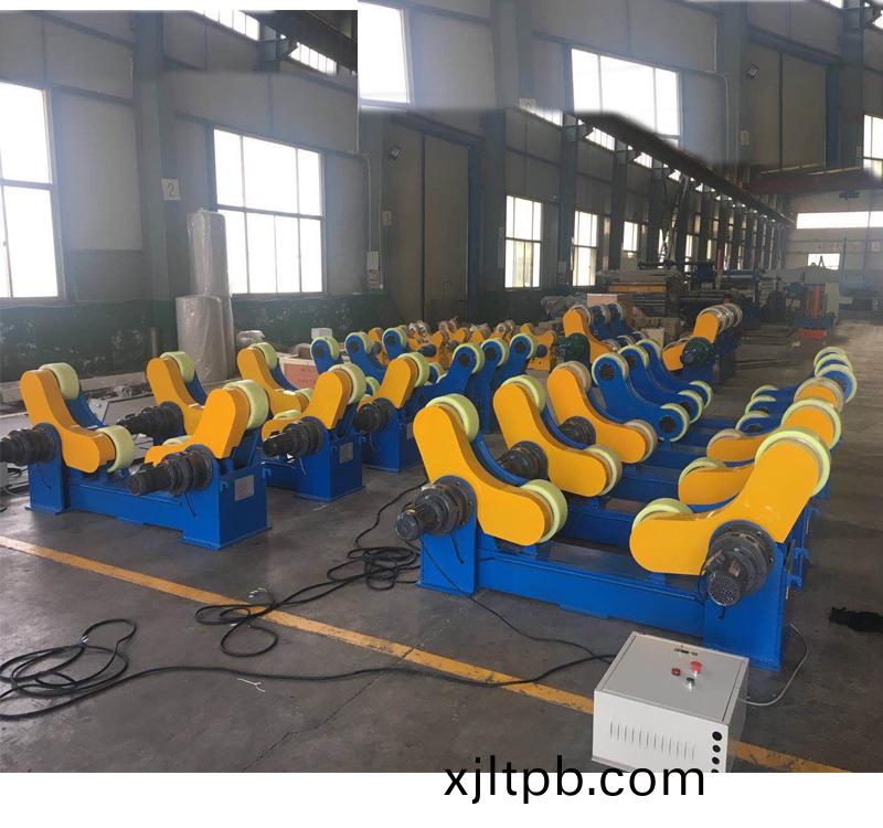 自(zi)調式滾(gun)輪架