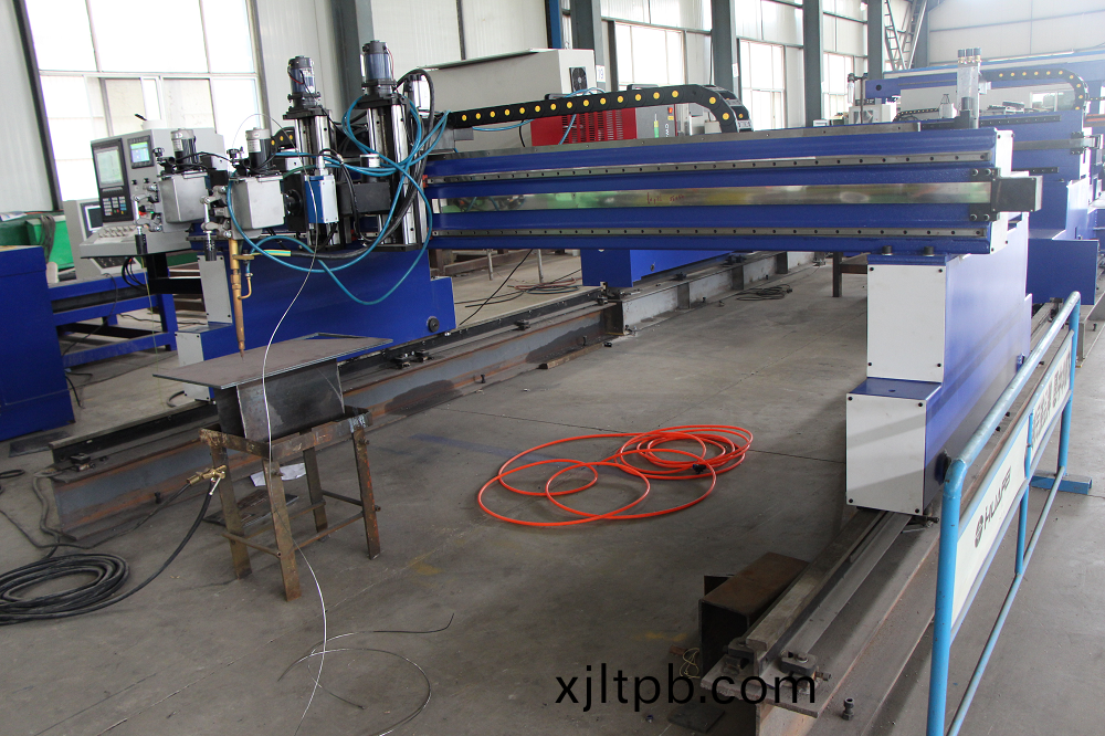 龍門式切(qie)割機(ji) 龍(long)門(men)式(shi)切割(ge)機(ji)