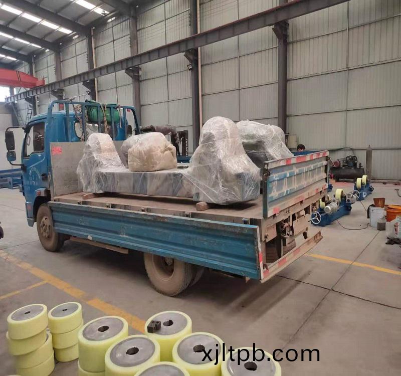 淛江(jiang)80T滾(gun)輪(lun)架髮(fa)貨(huo)(圖(tu)2)